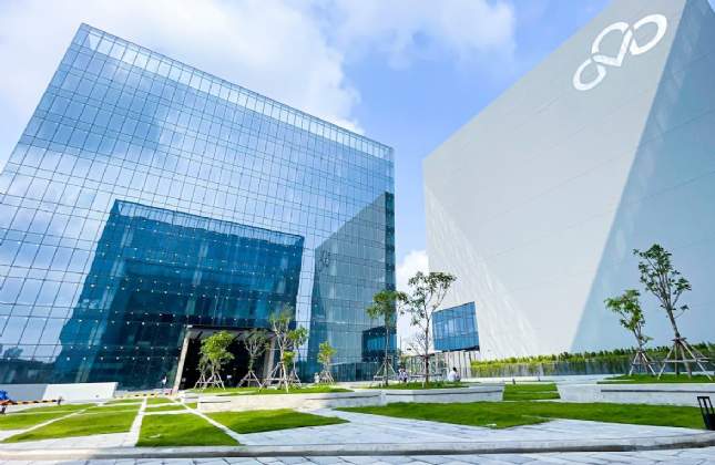 cmc creative space hcm