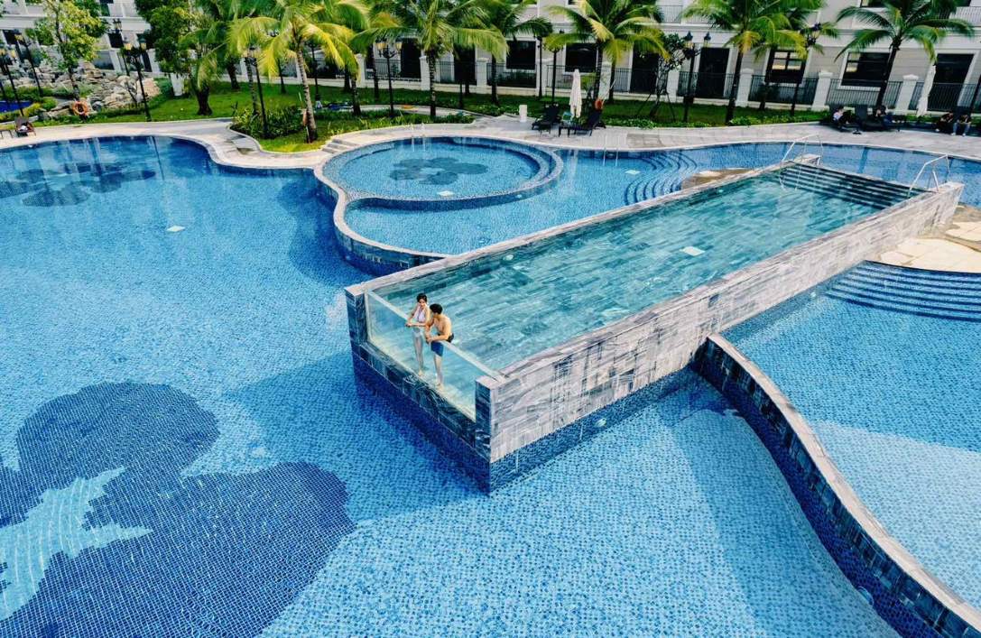 the glory heights vinhomes grand park hcmc pool