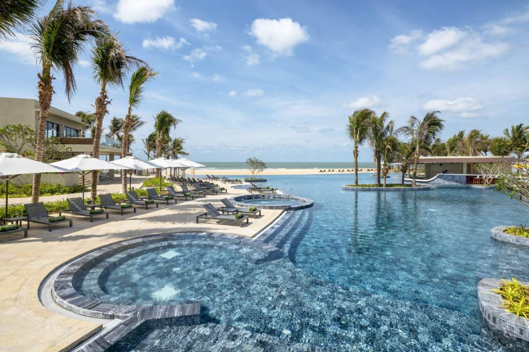 buy apartment at the hamptons melia ho tram vietnam