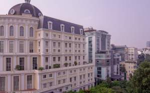 Belvedere building for lease